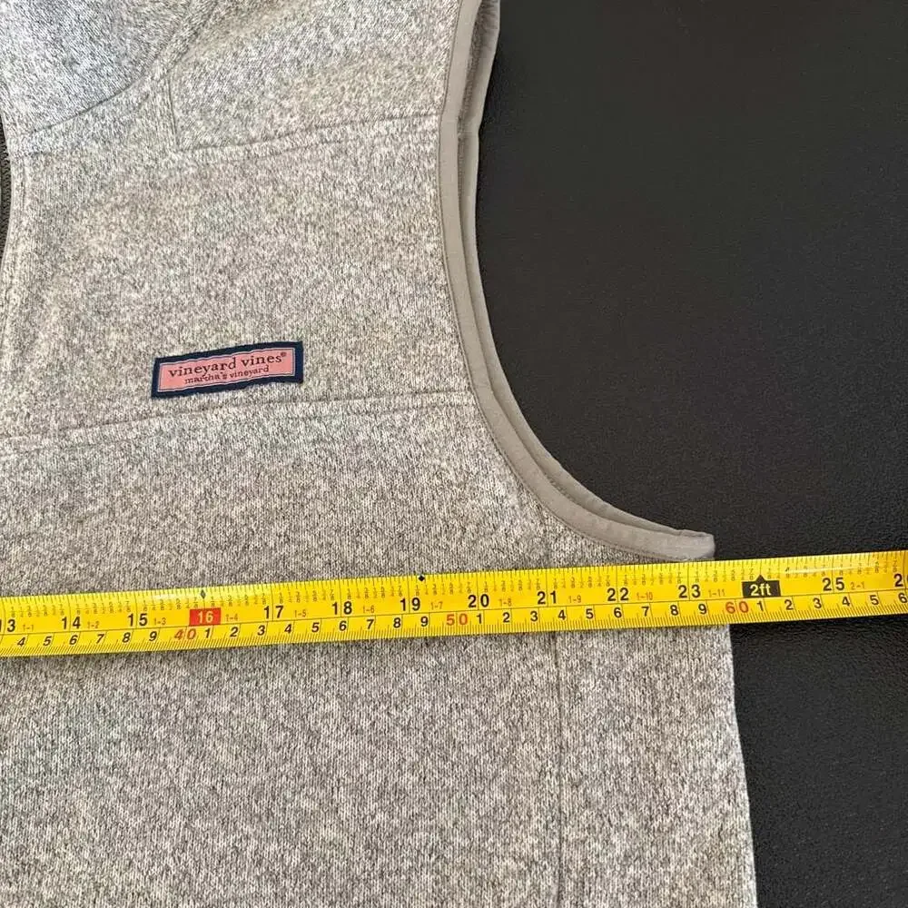 Vineyard Vines Harbor Fleece Vest in Grey Heather